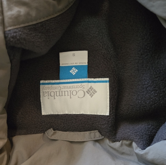 Gently Used Columbia Men's S Jacket - Gray - Picture 6 of 6